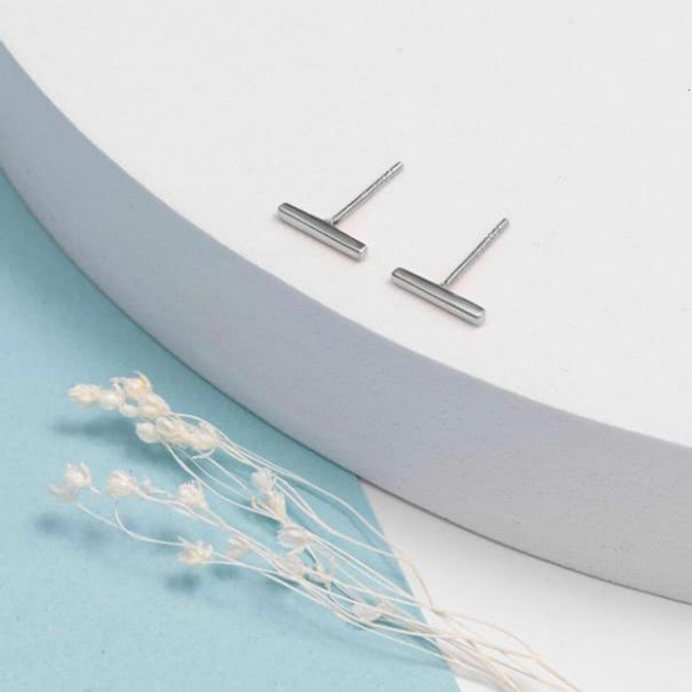 Small silver earring, 925 silver